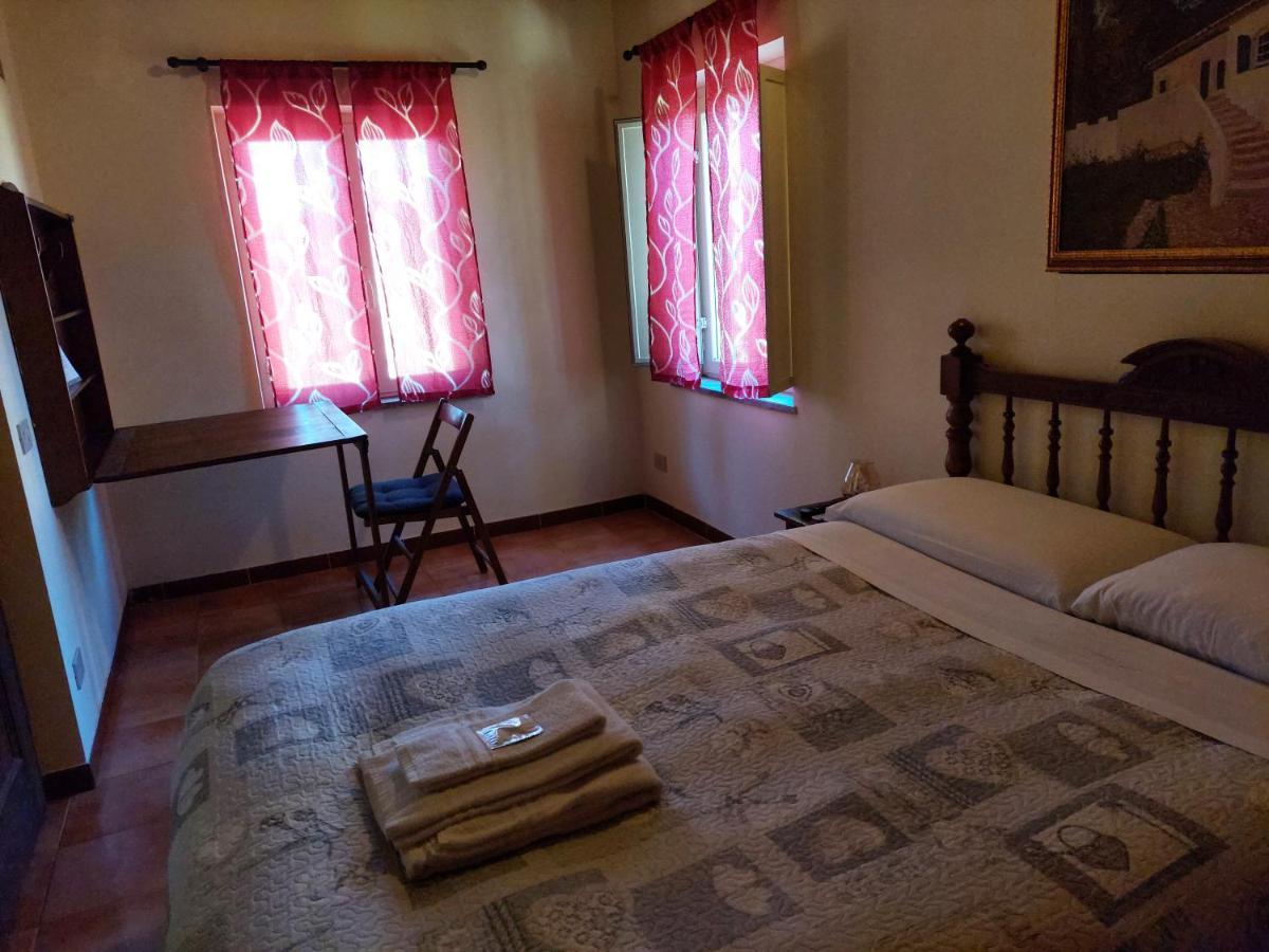 Bed And Breakfast Monticelli Capranica Exterior photo
