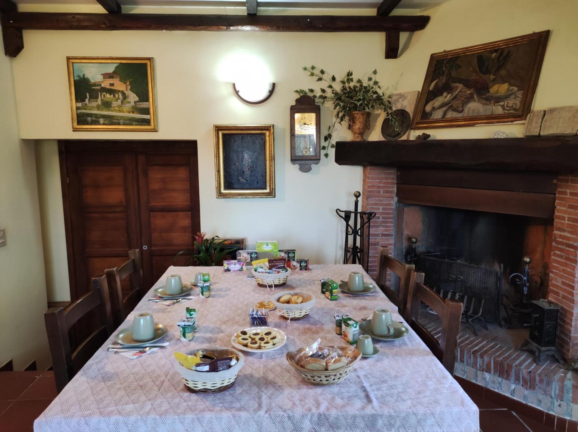 Bed And Breakfast Monticelli Capranica Exterior photo